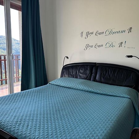 Gold Cave Casa Vacanze Relax Nel Bosco Appartamenti Pessinetto エクステリア 写真